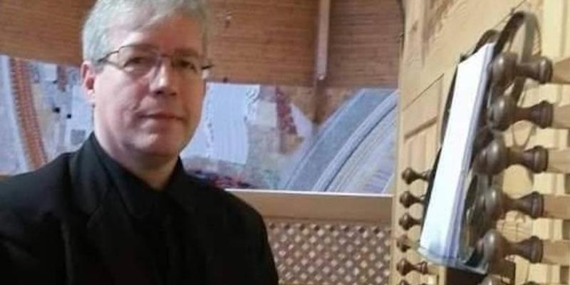 El organista húngaro Gyula Szilágyi ofrece este viernes un concierto en San Antonio de los Alemanes
