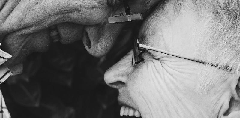 La Fundación Alicia y Guillermo relanza la campaña #NingunaPersonaMayorSola ante la emergencia del COVID-19