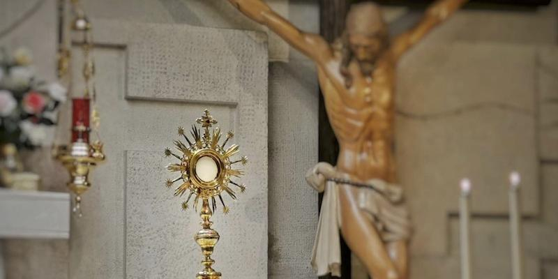 La Presentación de Nuestra Señora de Moratalaz amplía el horario de la adoración al Santísimo