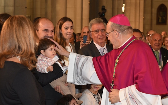 Monseñor Osoro imparte una catequesis para familias este viernes