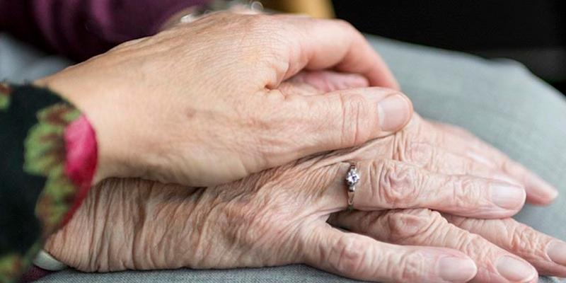 Gerardo Dueñas imparte una ponencia en las Jornadas de Pastoral de la Salud sobre dar esperanza en el sufrimiento