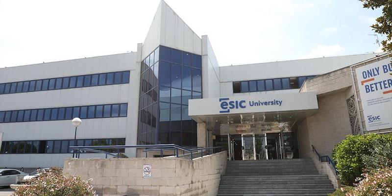 El arzobispo de Madrid conoce el proyecto ESIC University en su campus de Pozuelo de Alarcón