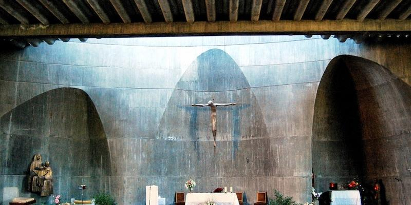 Santa Ana y la Esperanza de Moratalaz conmemora a la santa titular del templo con motivo de su festividad