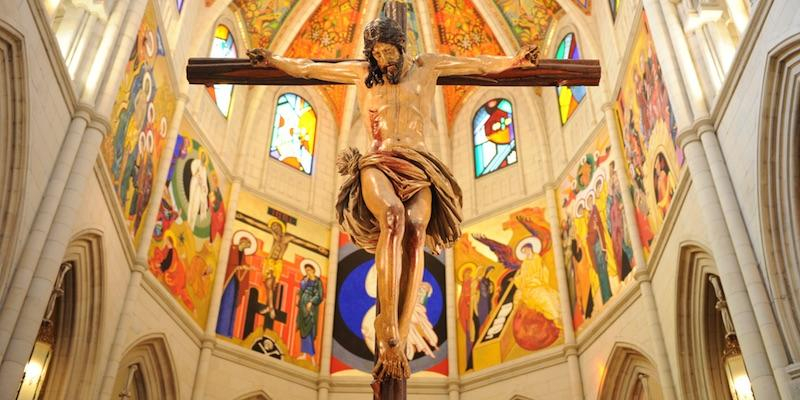 La Escolanía Virgen de la Almudena anima en la catedral la Eucaristía del IV domingo de Cuaresma