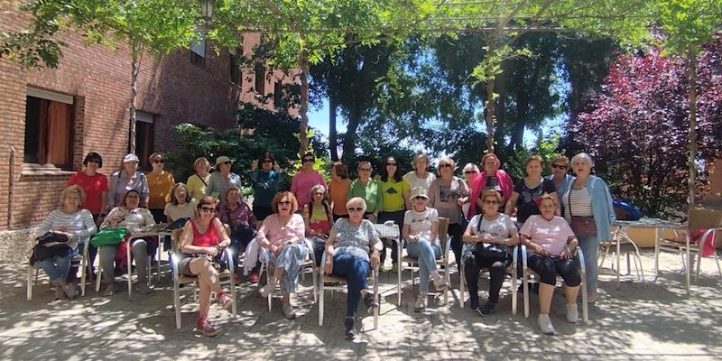 Sara Quirós, del Centro de Día de San Antonio: «Trabajamos por mejorar el bienestar y por paliar la soledad no deseada de los mayores»