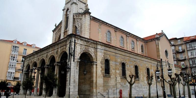 El cardenal imparte una conferencia en el Ateneo de Santander en el 150 aniversario de la parroquia de Santa Lucía