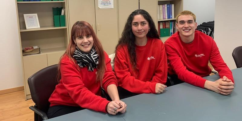 Laura Menéndez, técnico de Cáritas Vicaría V: «Para animar a otros jóvenes hace falta el testimonio de lo que se vive»