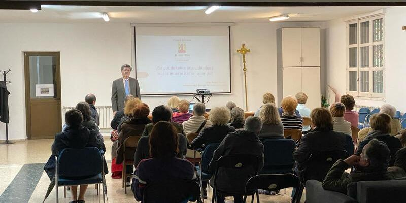 Jorge Megías, sobre los Grupos de Mutua Ayuda en Duelo 'Resurrección': «Mi esposa y yo, 10 meses después de la muerte de nuestra hija, estábamos sanados de nuestro sufrimiento y nos habíamos convertido a Dios»