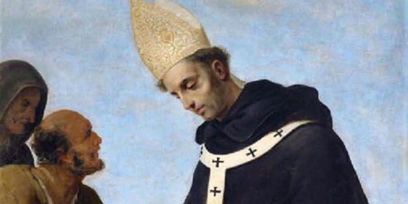 Santo Tomás de Villanueva honra a su titular con una Misa solemne