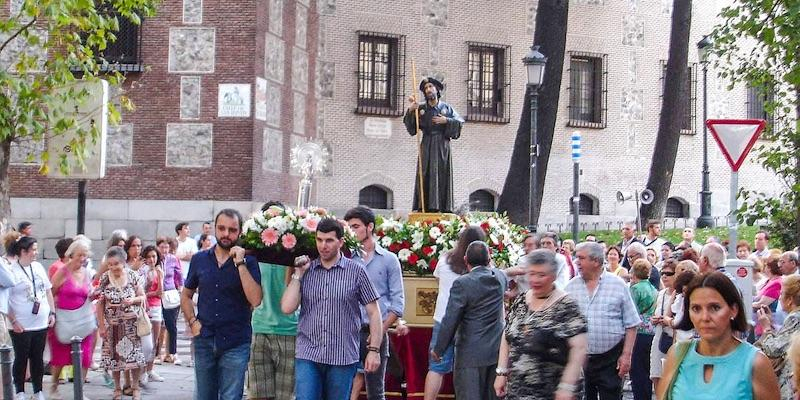 Alberto Solana, presidente de la Cofradía de Santiago Apóstol de Madrid: «Nuestro objetivo es fomentar la devoción al Apóstol, sobre todo la del 25 de julio»