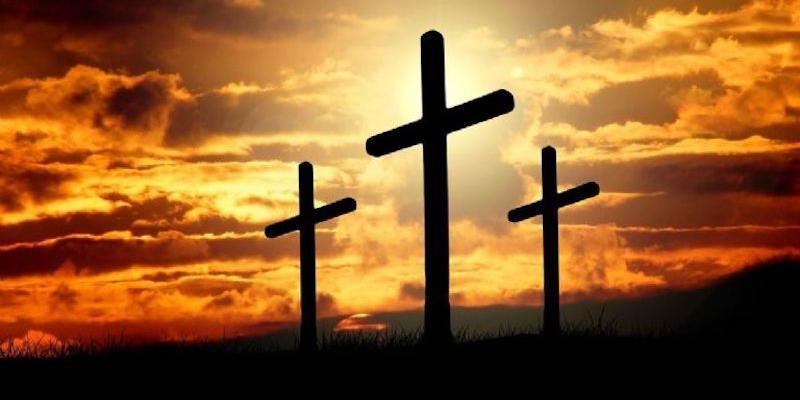 Divino Salvador acoge en el Viernes Santo un vía crucis del barrio de Montecarmelo