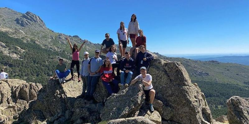 Javier Gómez-Martinho, del grupo de jóvenes de Santo Niño de Cebú: «Queremos hacer del Camino de Santiago el camino de nuestra vida»