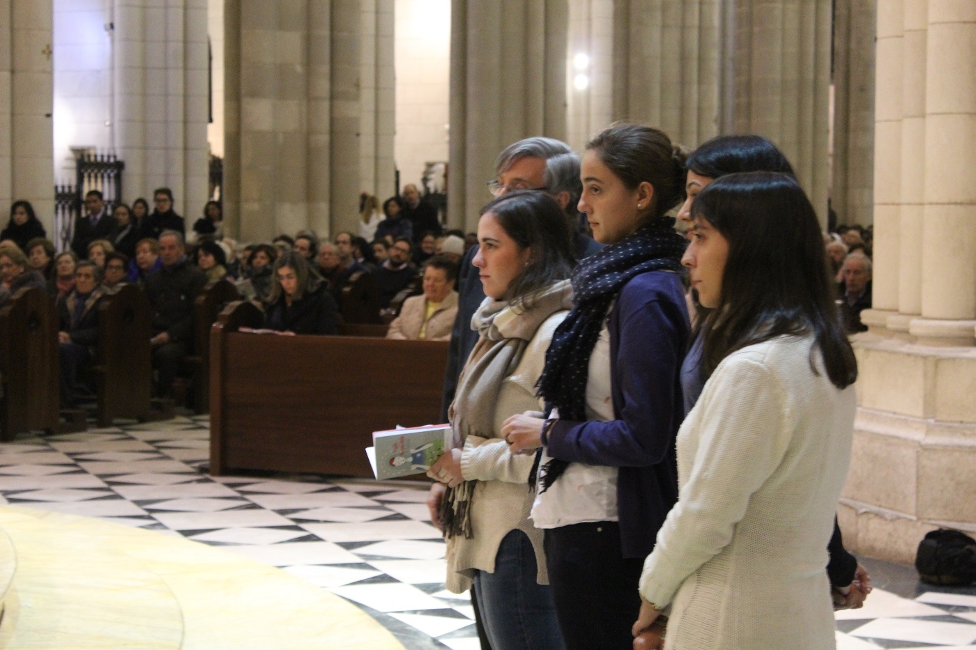 El cardenal Osoro, en la vigilia de la Inmaculada: «El Señor nos ha elegido como eligió a nuestra Madre para mostrar su rostro en este mundo»