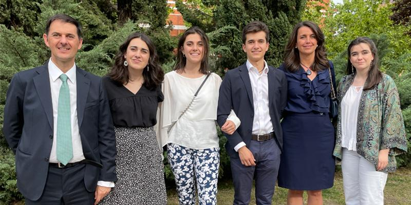 Inma y Carlos, en sus bodas de plata: «El compromiso no te ata, te hace mucho más fuerte»