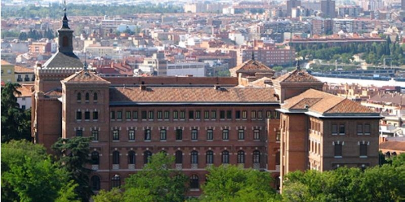 El Seminario Conciliar arranca el curso académico con el rezo de vísperas presididas por el arzobispo